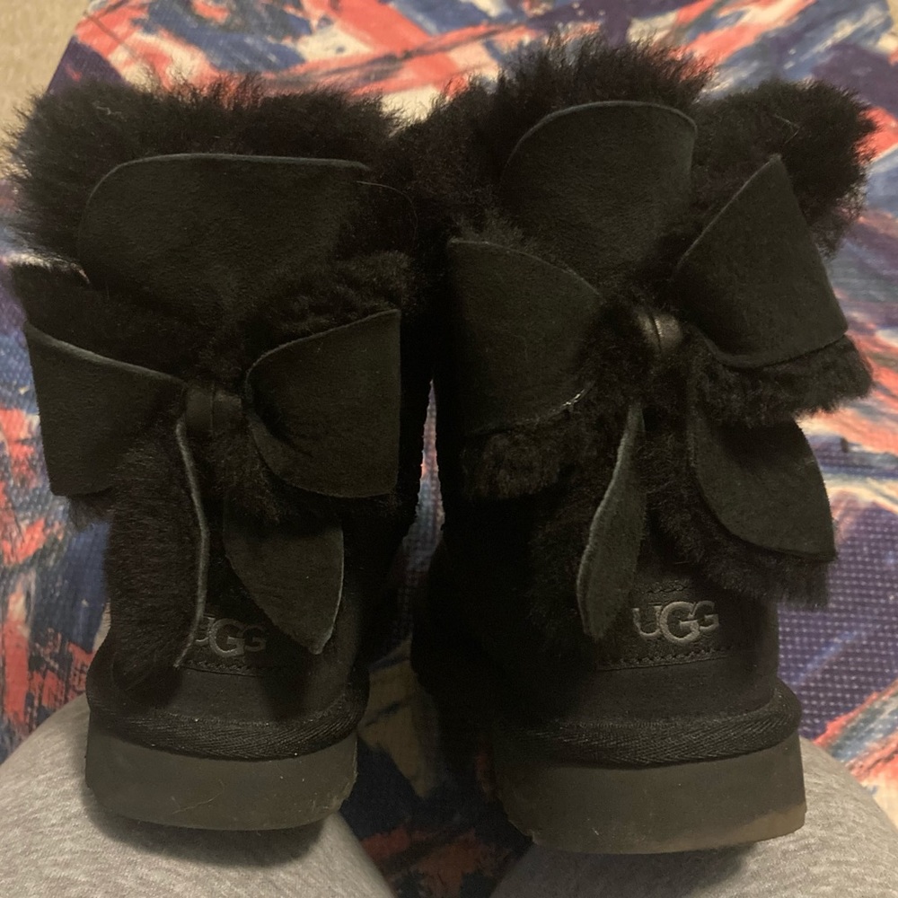 Ugg classic heritage bow